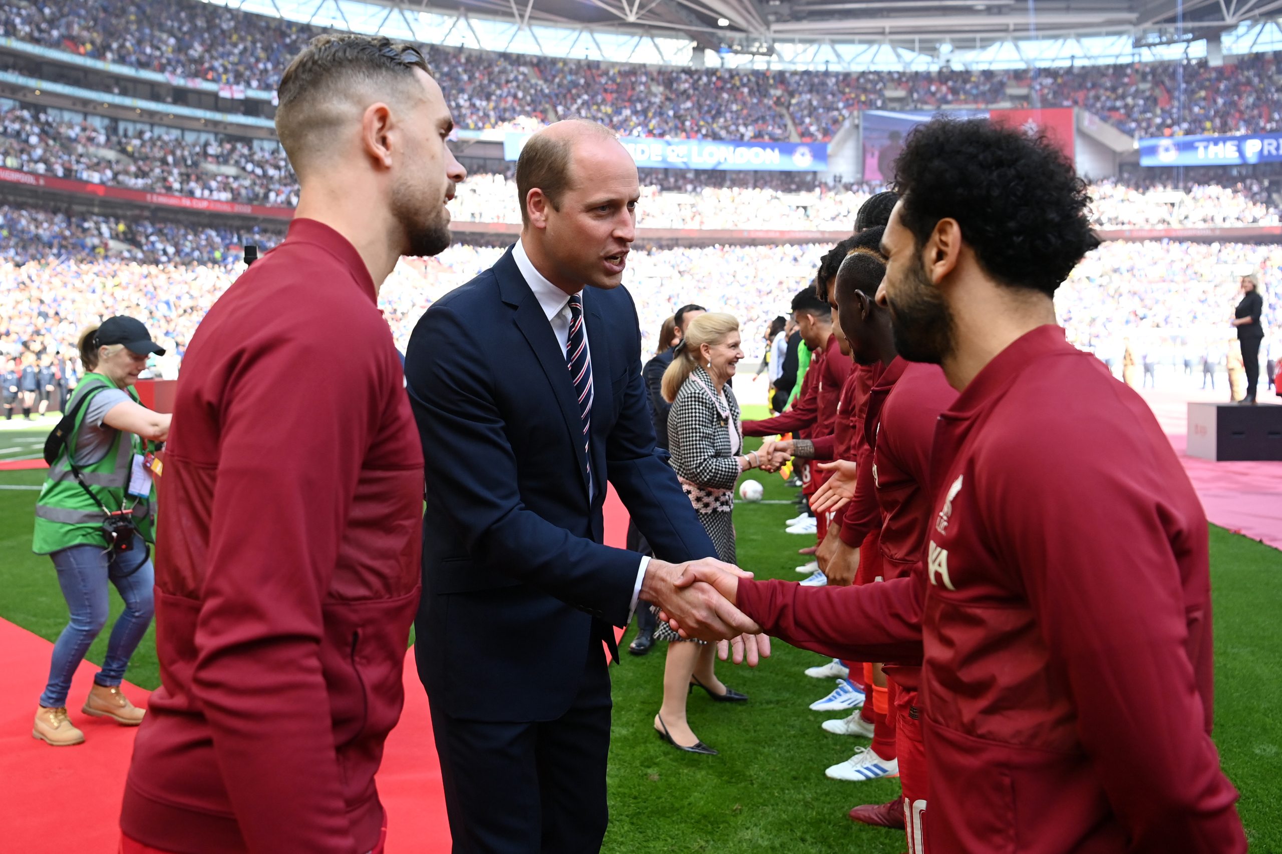 محمد صلاح يصافح الأمير ويليام - gettyimages