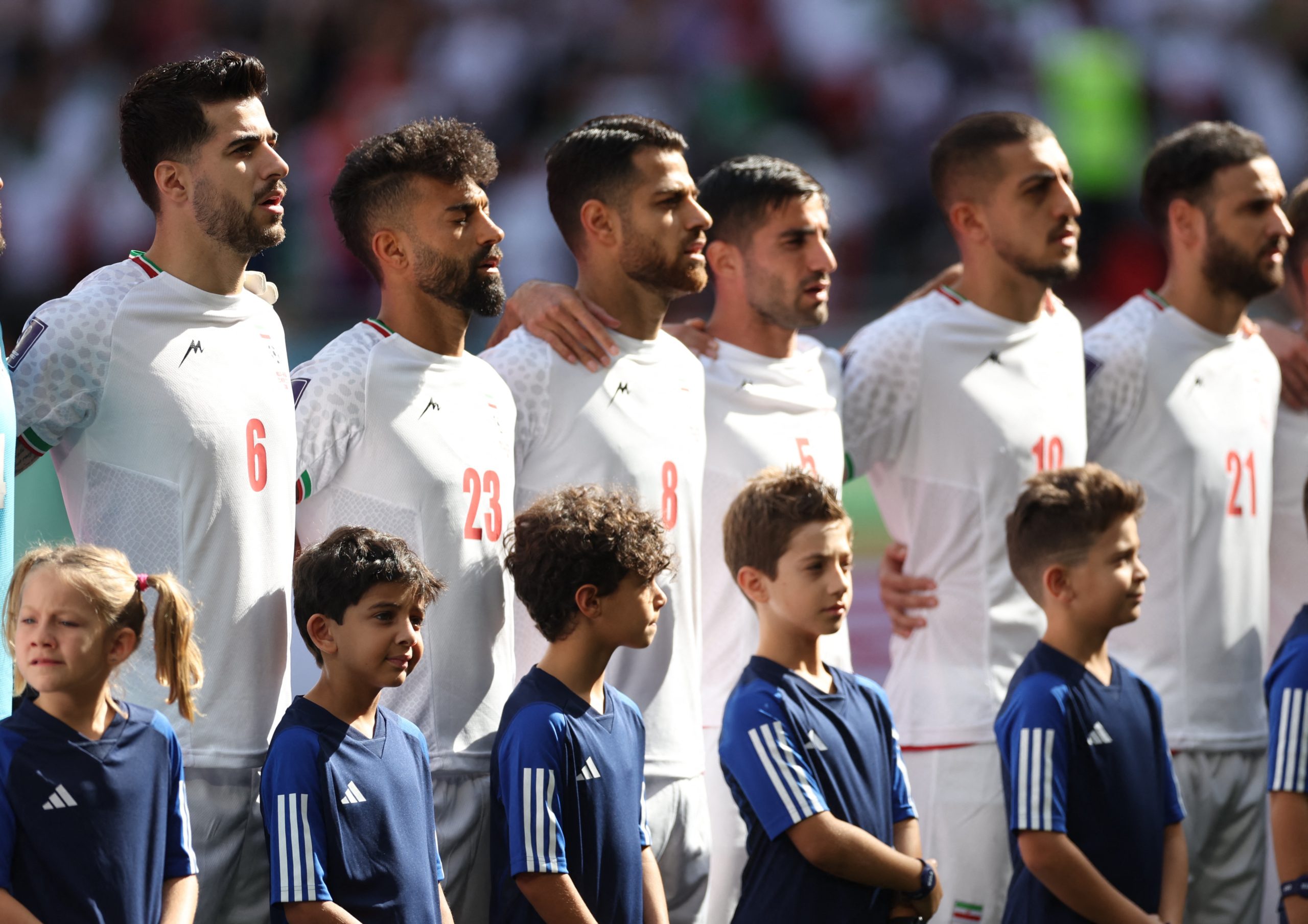 لاعبو المنتخب الإيراني خلال مباراتهم مع ويلز/رويترز