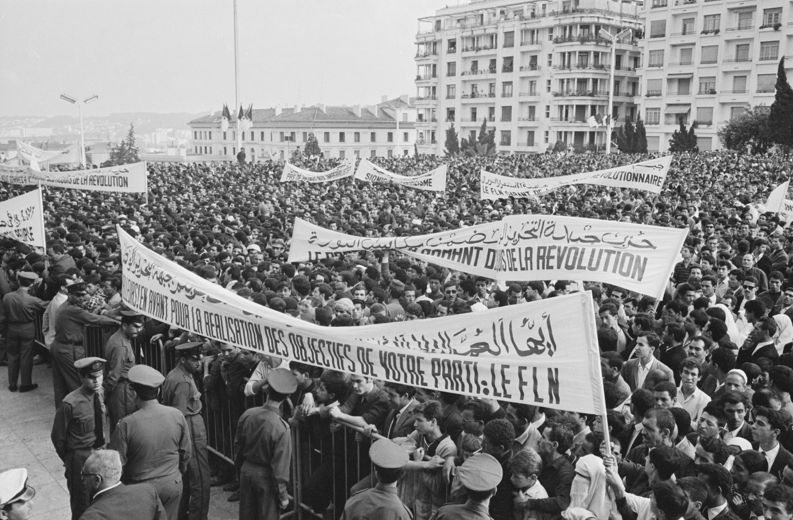 Getty Images/ يصادف الـ1 من نوفمبر/تشرين الثاني من كل عام، ذكرى اندلاع الثورة الجزائرية 1954، والتي أدت إلى تحرير الجزائر