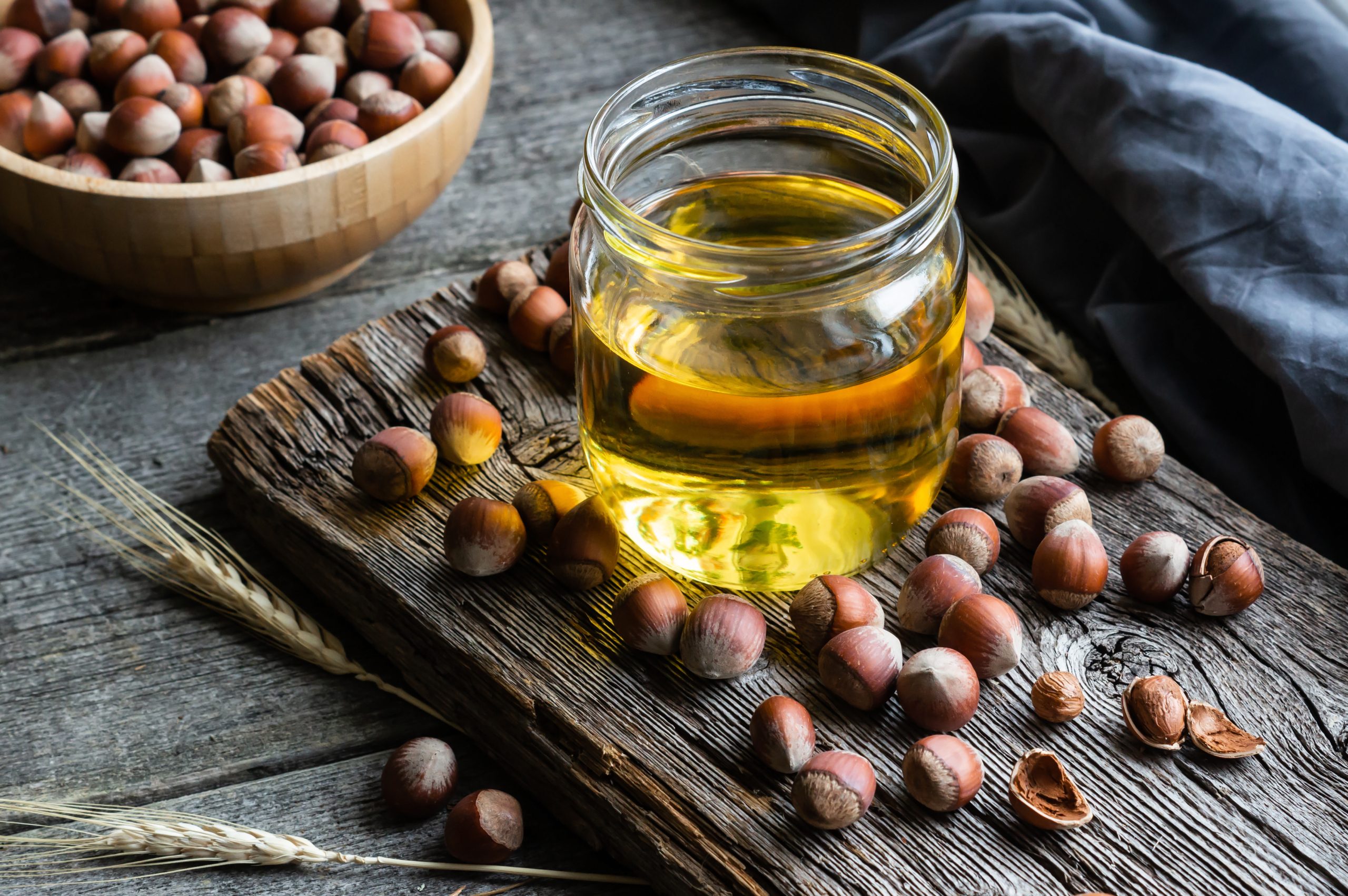 زيت البندق|shutterstock