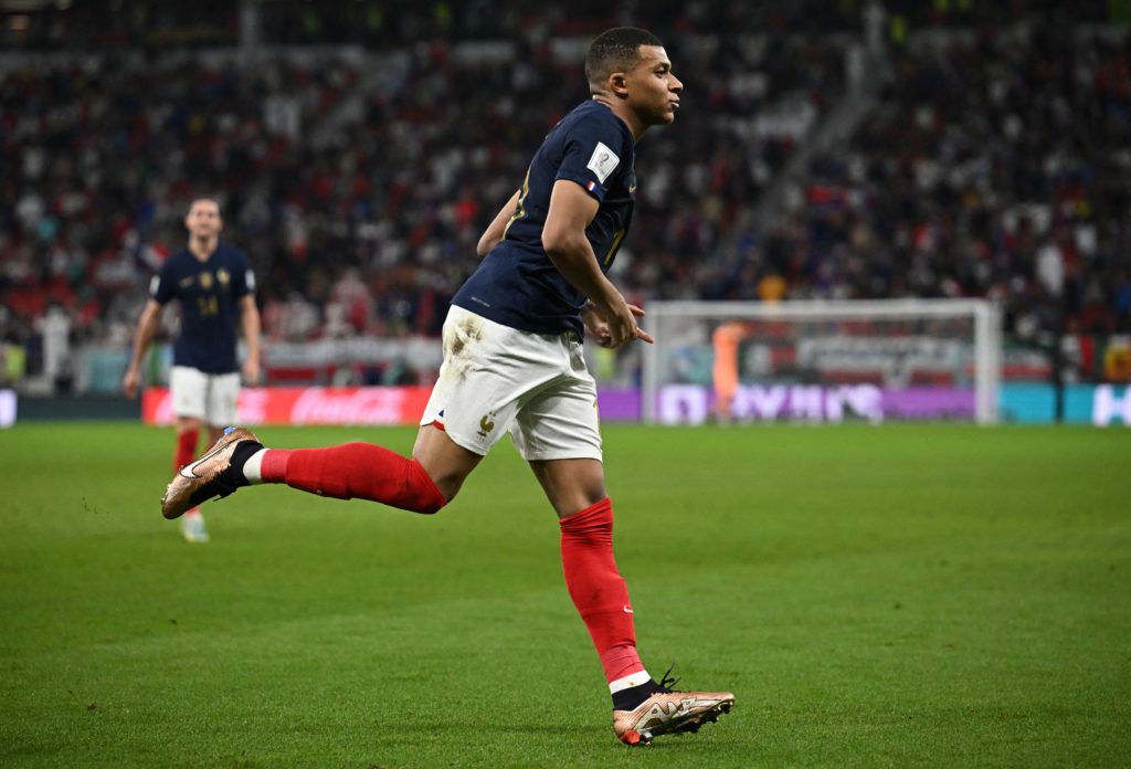 فوز فرنسا على بولندا (رويترز)