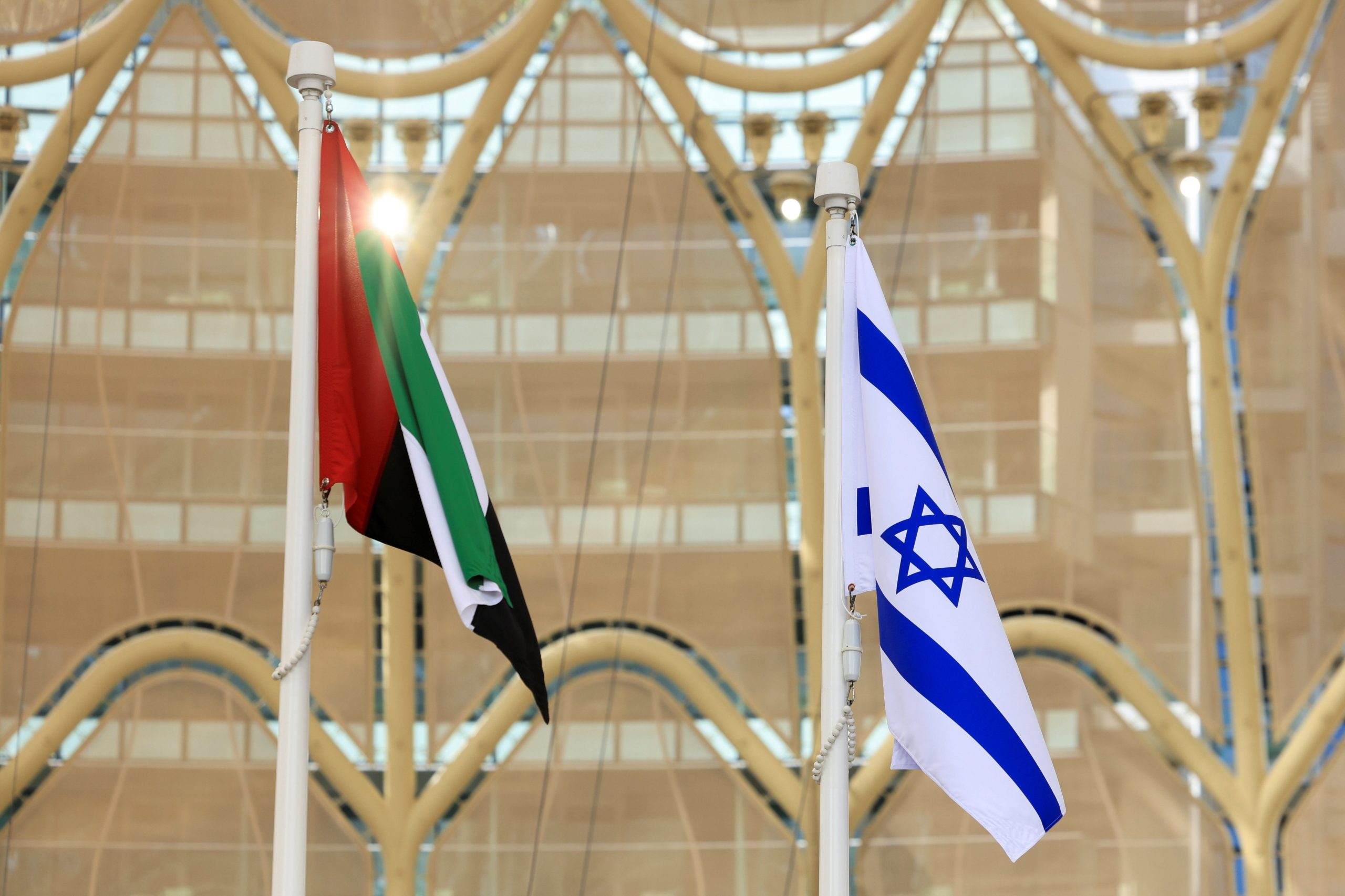 التطبيع الإماراتي الإسرائيلي مستمر رغم ما أثاره من غضب فلسطيني وعربي شعبي - رويترز