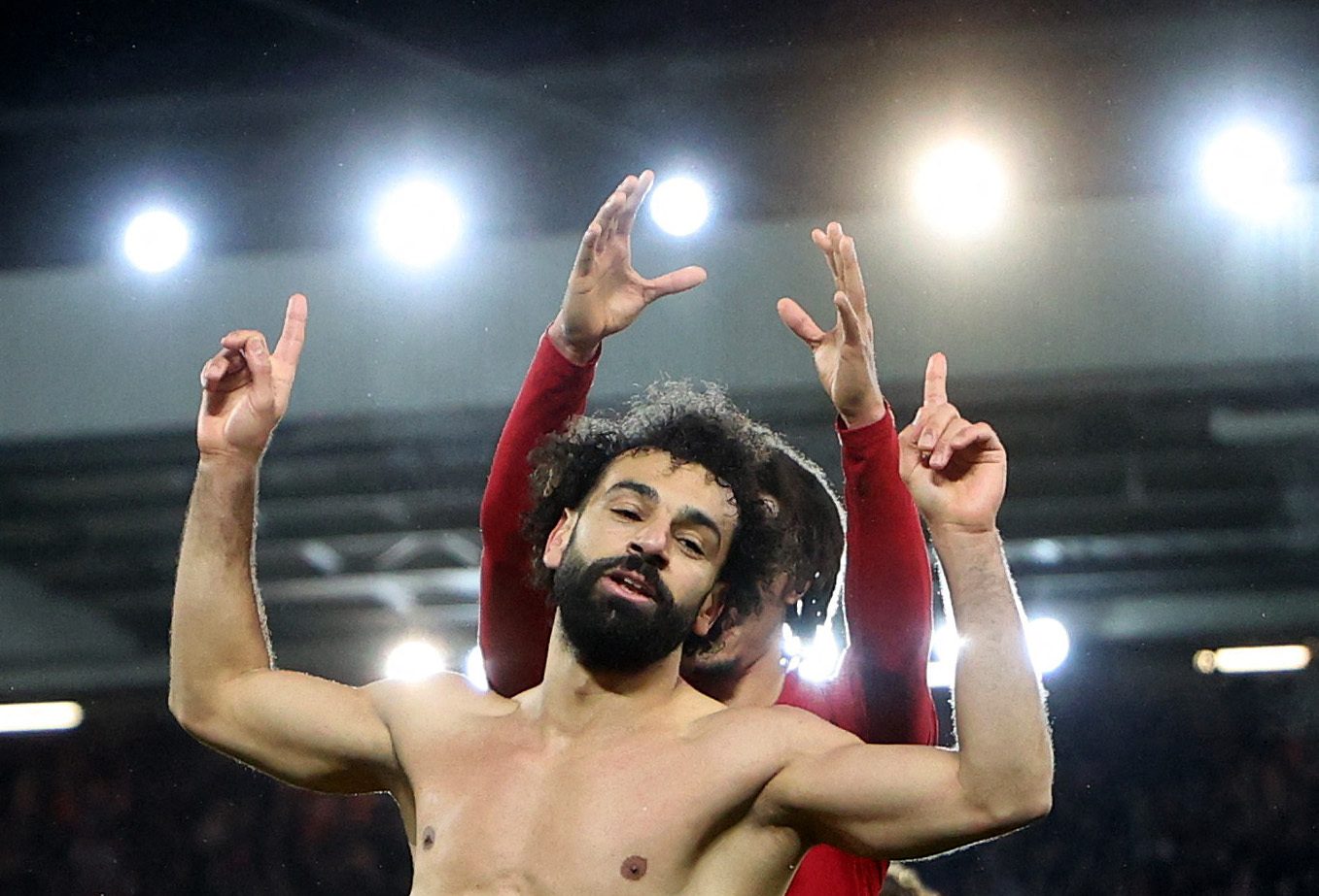 من البكاء في تشيلسي إلى أسطورة ليفربول.. مشوار محمد صلاح نحو مجد الأنفيلد