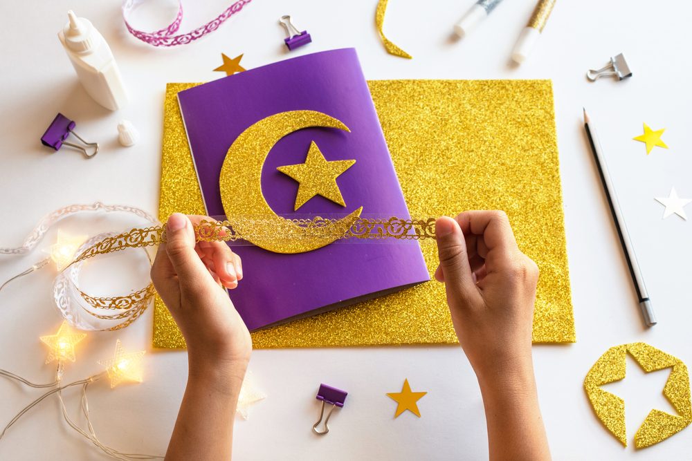 6 أنشطة للأطفال في رمضان لتعليمهم فضل الشهر الكريم بطريقة مرحة ومحببة
