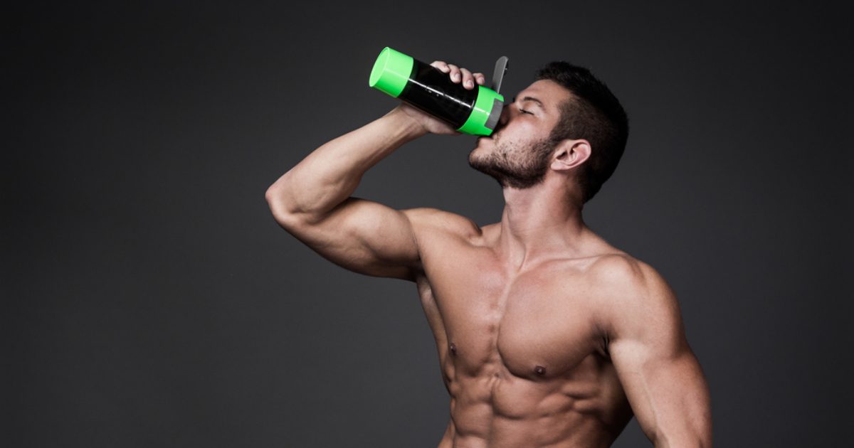 Питание перед тренировкой. Можно ли энергетики после тренировки. Употребление энергетиков. Напиток энергетик плюсы минусы. Спортивные напитки изотоники.