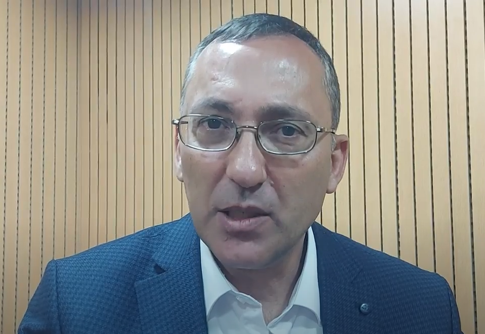 مستشار الرئاسة الفلسطينية لشؤون القدس أحمد الرويضي - عربي بوست