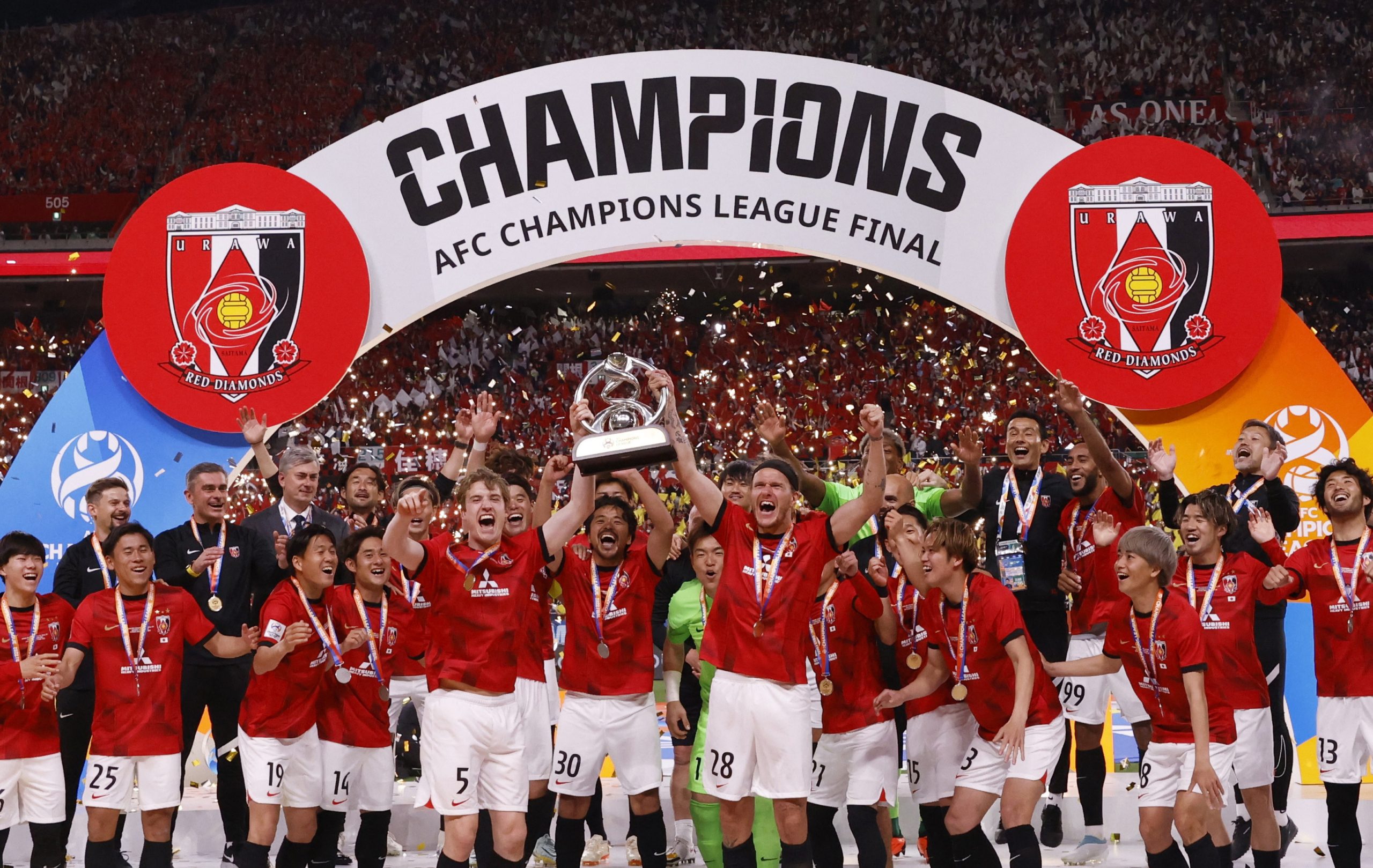 أوراوا يهزم الهلال ويتوج بدوري أبطال آسيا (رويترز)