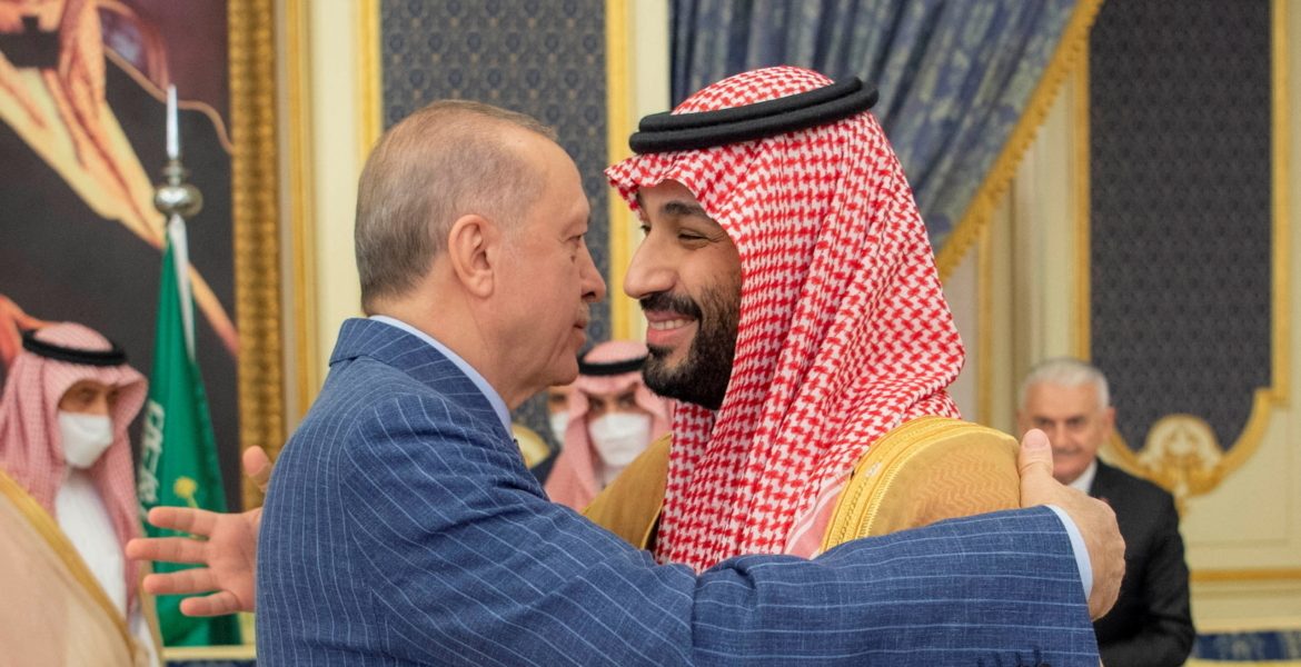 أردوغان يكشف عن “تعهدات” خليجية بضخ استثمارات كبيرة في تركيا.. يعتزم زيارة 3 دول بالخليج