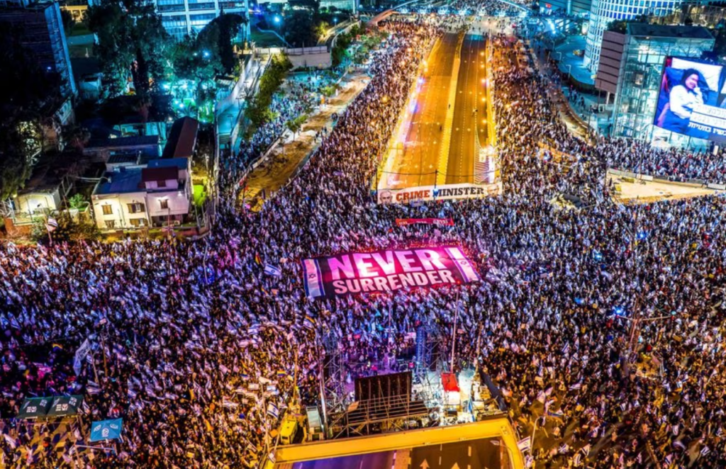 مخاوف الحرب الأهلية في إسرائيل تتزايد والاحتجاجات ضد الانقلاب القضائي لا تتوقف – رويترز