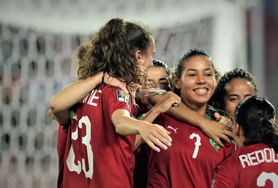 <strong>غزلان الشباك.. الطفولة والنشأة </strong>/ التواصل الاجتماعي 