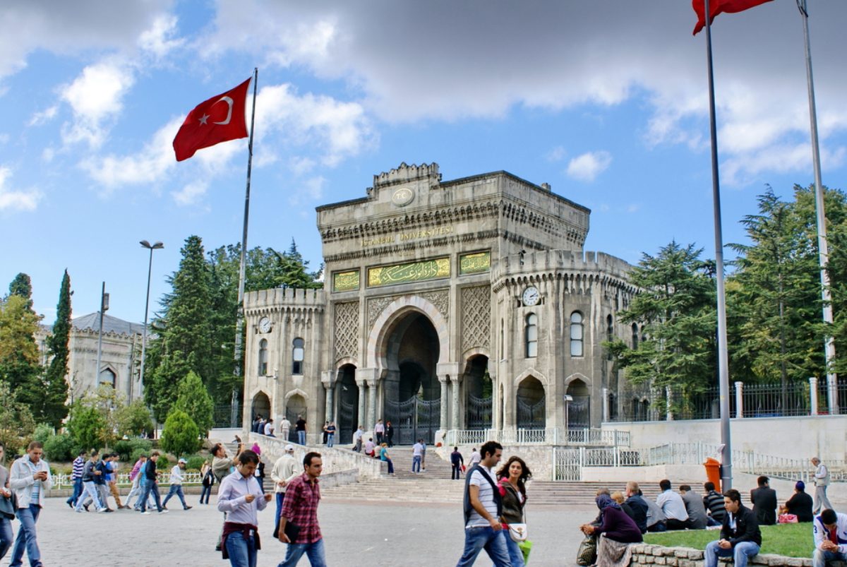 الغربة