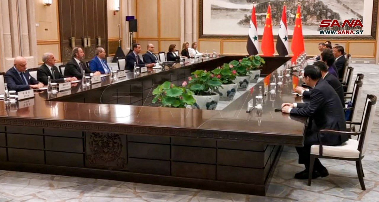 شي خلال لقائه بالأسد: مستعد لإقامة “شراكة استراتيجية” تشمل إعادة الإعمار.. ودعم التطبيع العربي مع النظام