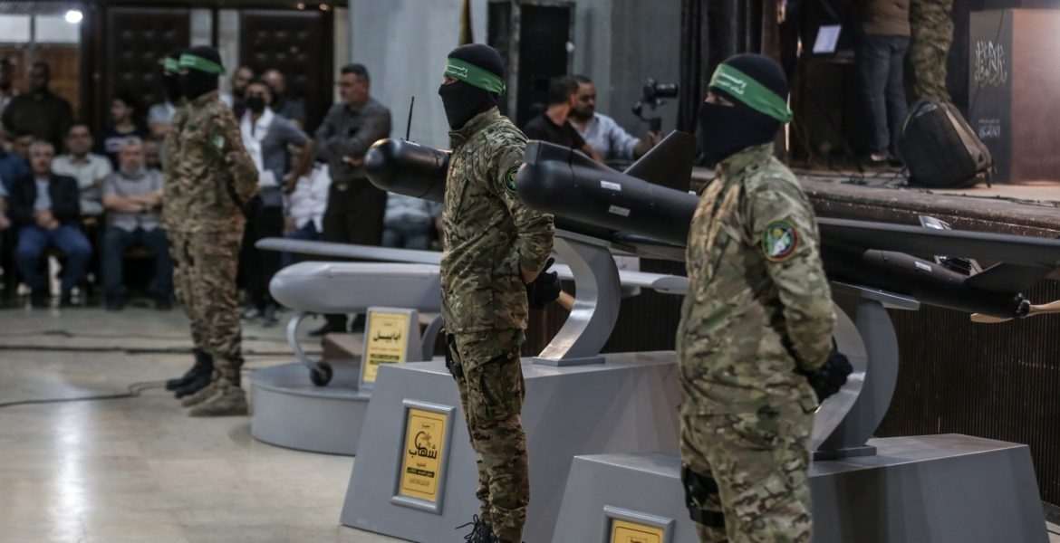 “كيف لم يدركوا وجودهم؟”.. انتقادات داخلية لجيش الاحتلال إثر تسلل مقاتلي “القسام” بحراً لشاطئ زيكيم