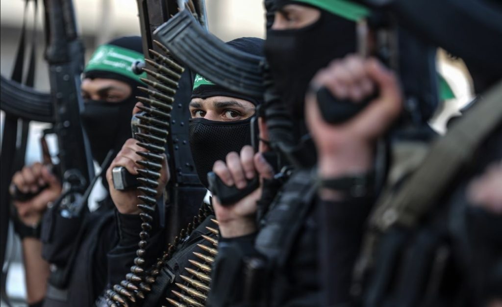 مقاتلون من المقاومة الفلسطينية (كتائب القسام) – الأناضول