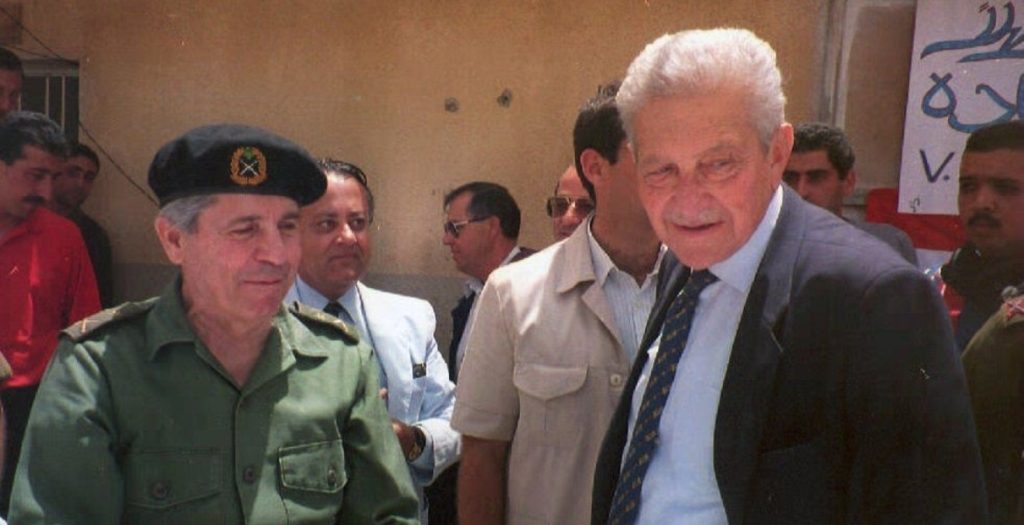 تاريخ العديسة