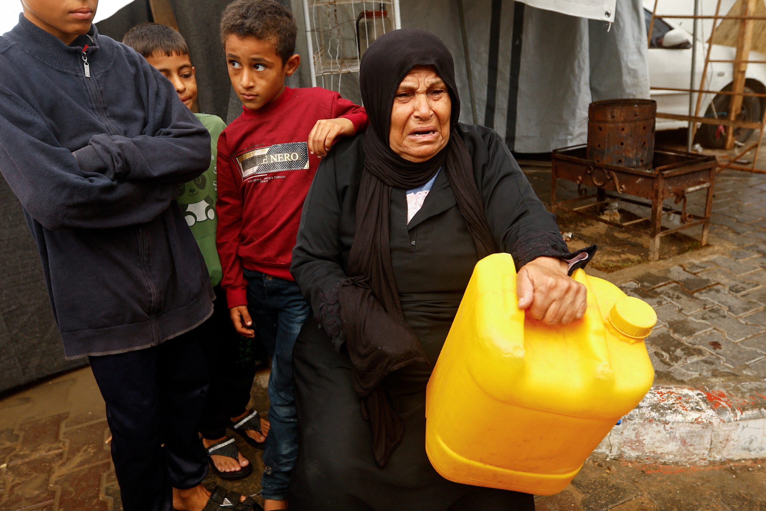 الاحتلال يفاقم الأزمة الإنسانية في غزة/رويترز