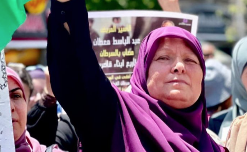 حنان عبد الله صالح البرغوثي/ التواصل الاجتماعي