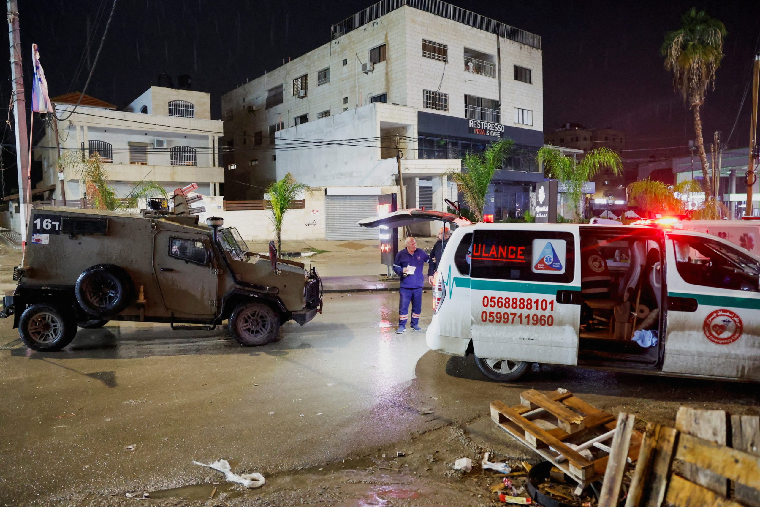 استشهاد فلسطينيَّين في الضفة الغربية.. الاحتلال ينفذ سلسلة اقتحامات واسعة لعدة مناطق ويشن حملة اعتقالات