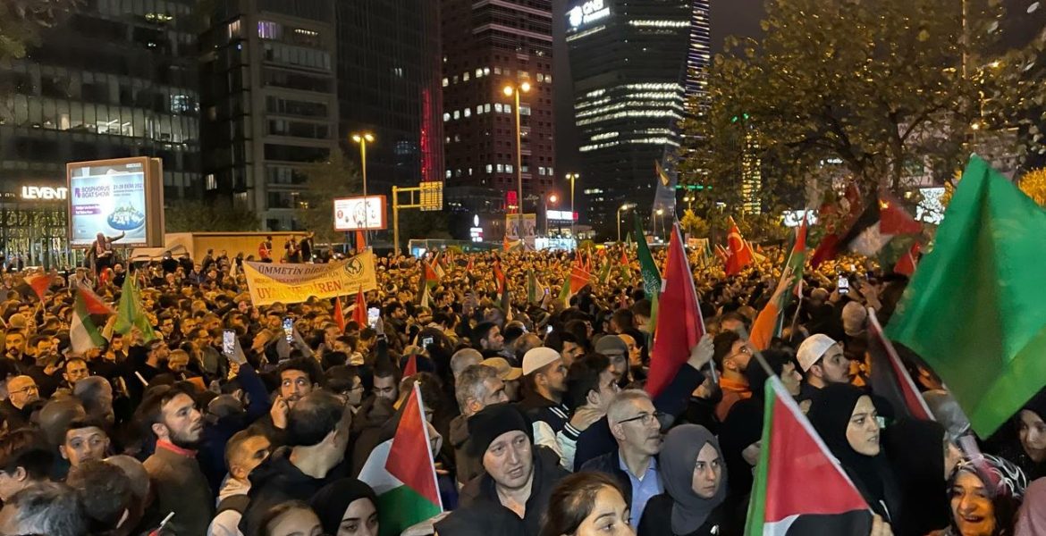 ستنطلق من المساجد بعد صلاة الفجر.. إسطنبول تستعد لاستقبال العام الجديد بمسيرة شعبية تضامناً مع غزة