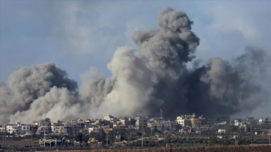 الاحتلال يواصل عدوانه على قطاع غزة/ الأناضول
