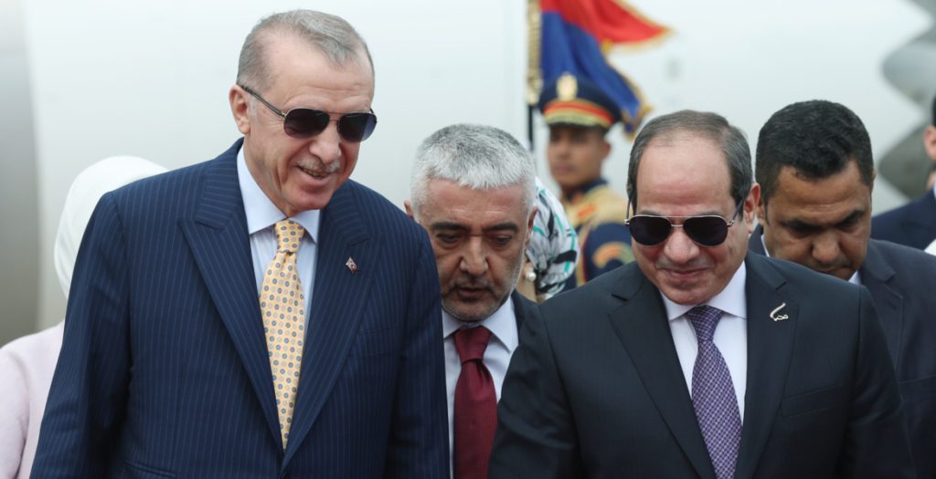 زيارة أردوغان إلى ضريح الإمام الشافعي