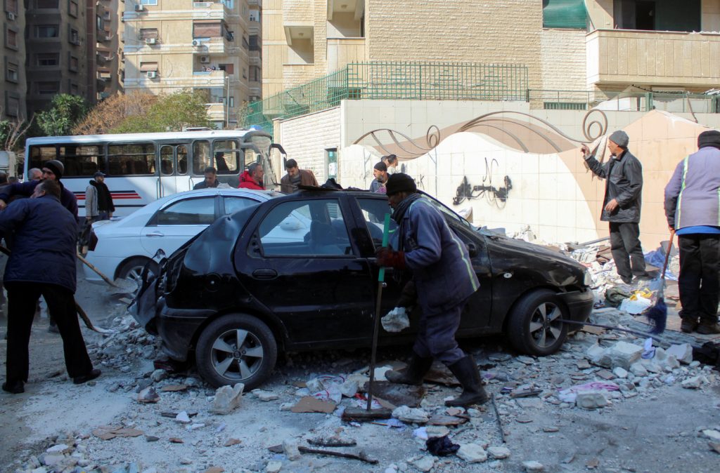انفجارات عنيفة في دمشق