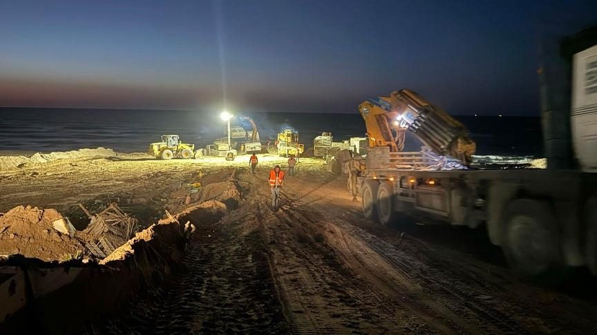 صور أقمار صناعية لأعمال بناء رصيف بحري في غزة