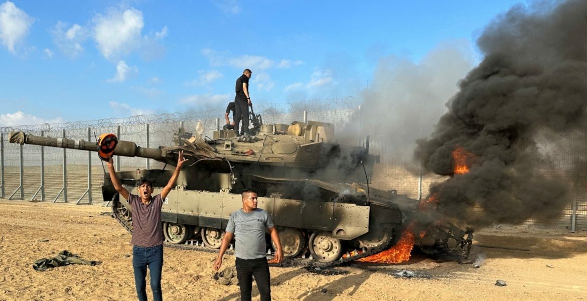 الجدار الحديدي بين غزة والمناطق المحتلة/رويترز