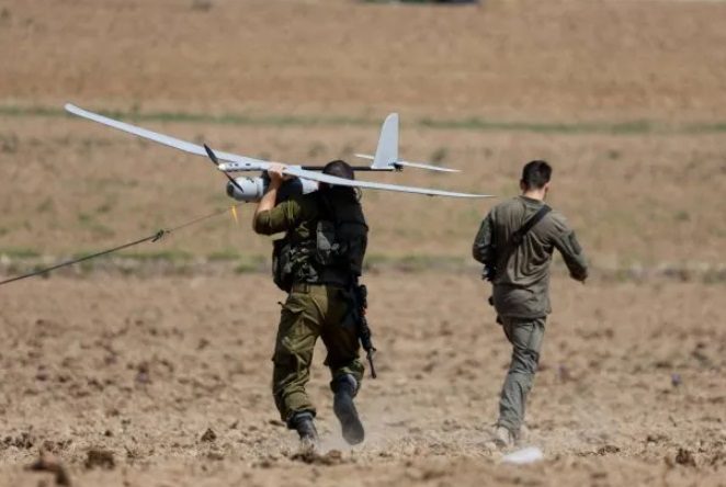 طائرة بدون طيار إسرائيلية/رويترز