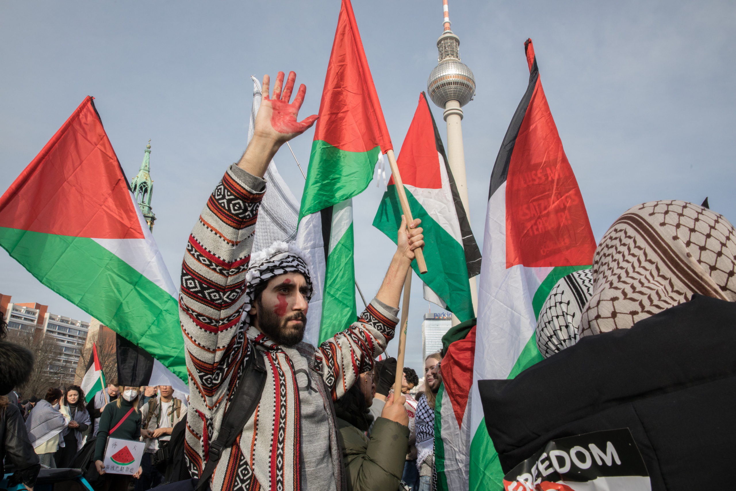 مظاهرات مؤيدة لفلسطين في ألمانيا/ رويترز