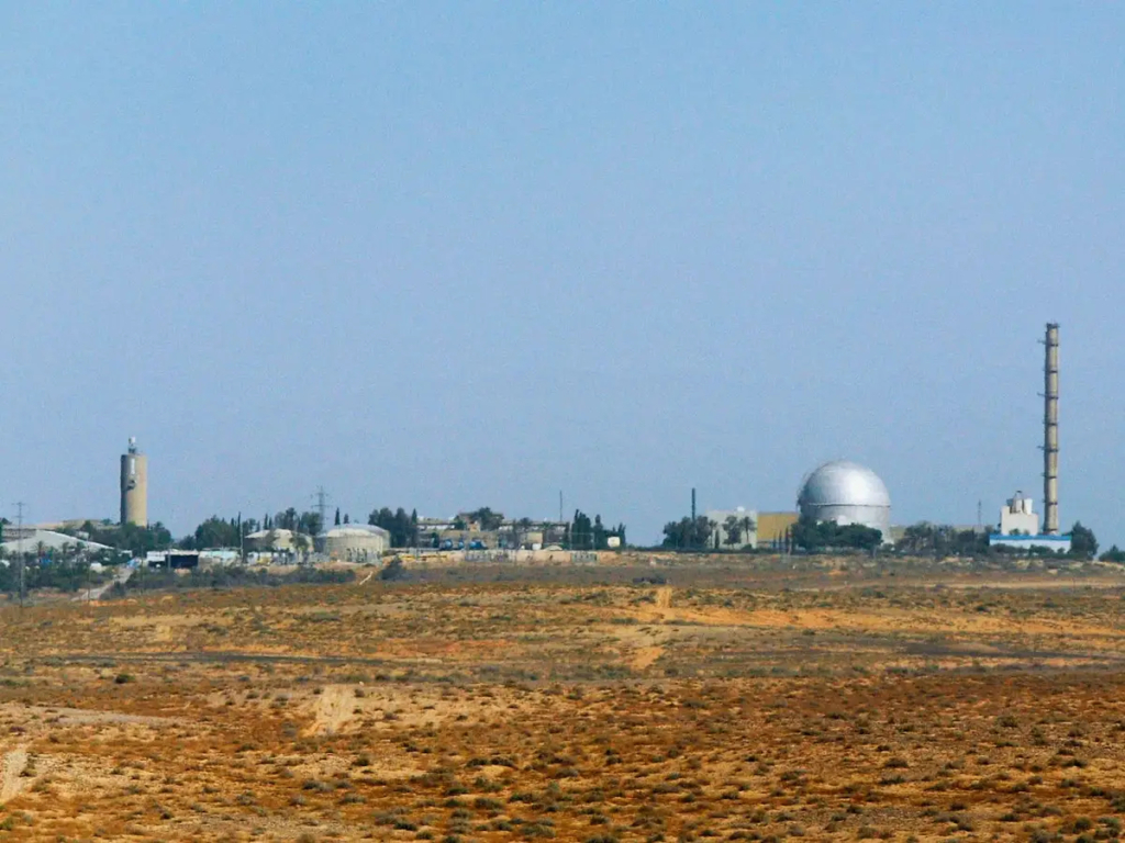 صورة غير مؤرخة لمفاعل ديمونا النووي الإسرائيلي - رويترز