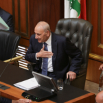  نبيه بري.. صاحب أطول ولاية برلمانية بالعالم، يتحول للزعيم الشيعي الأبرز في لبنان منذ اغتيال نصر الله