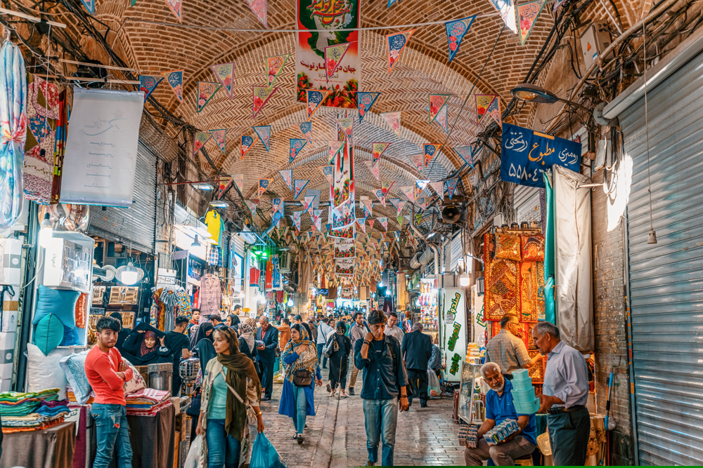 عباس عراقجي.. حين تصبح دبلوماسية 