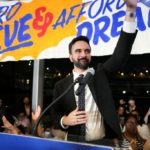 إسرائيل تقيم &#8220;بيت عزاء&#8221; عقب فوز ممداني.. لماذا تتوجّس تل أبيب من عمدة نيويورك، وكيف انقسم اليهود بسببه؟