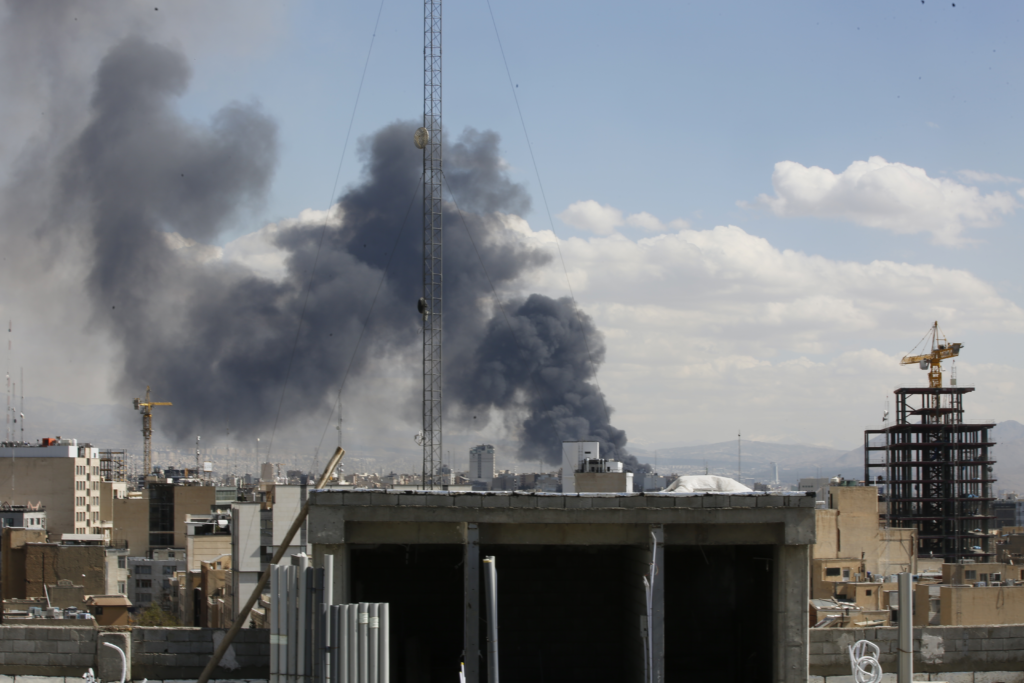 قصف أمريكي ضد طهران